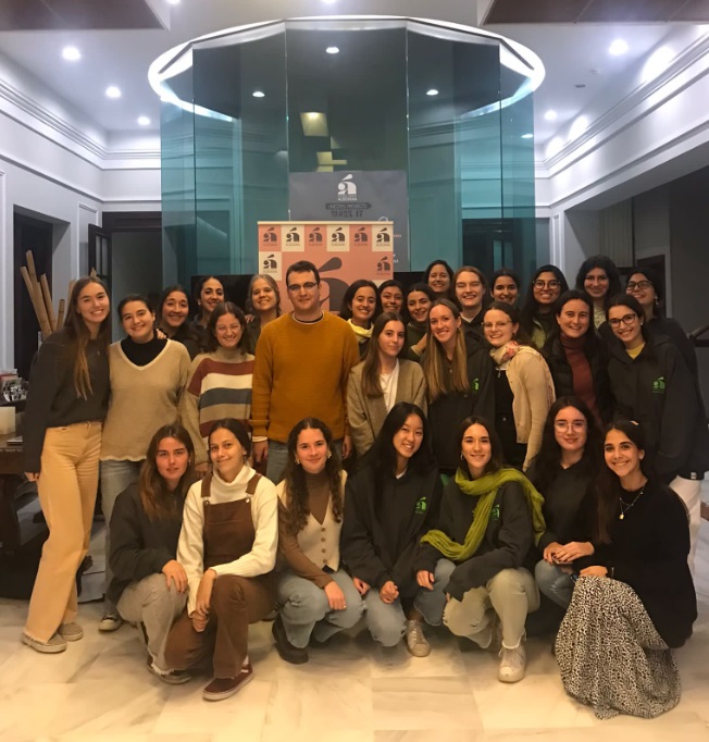 La Asociación Equipo Europa en el Colegio Mayor Alborán